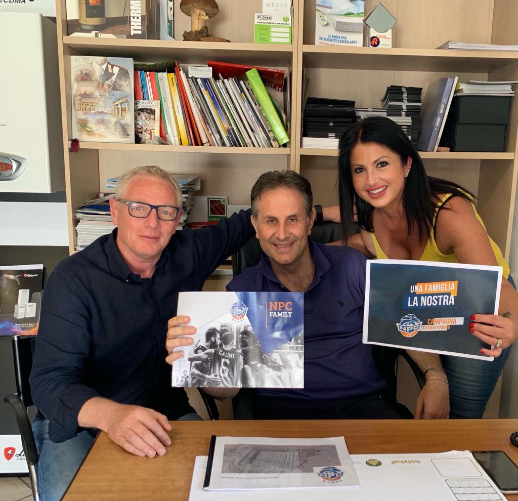 npcrieti's tweet photo. ‼️Credere nei nostri progetti, condividere idee ed entusiasmo, queste sono le chiavi del nostro successo.
Grazie a #StefanoCatini 😎 per averci accolto nella sua azienda di 📍 #Borgorose insieme ad #ElisaPace.
#npc #Rieti #insiemepernpc #crowdfunding #workinprogress https://t.co/gpnWpJA1SO