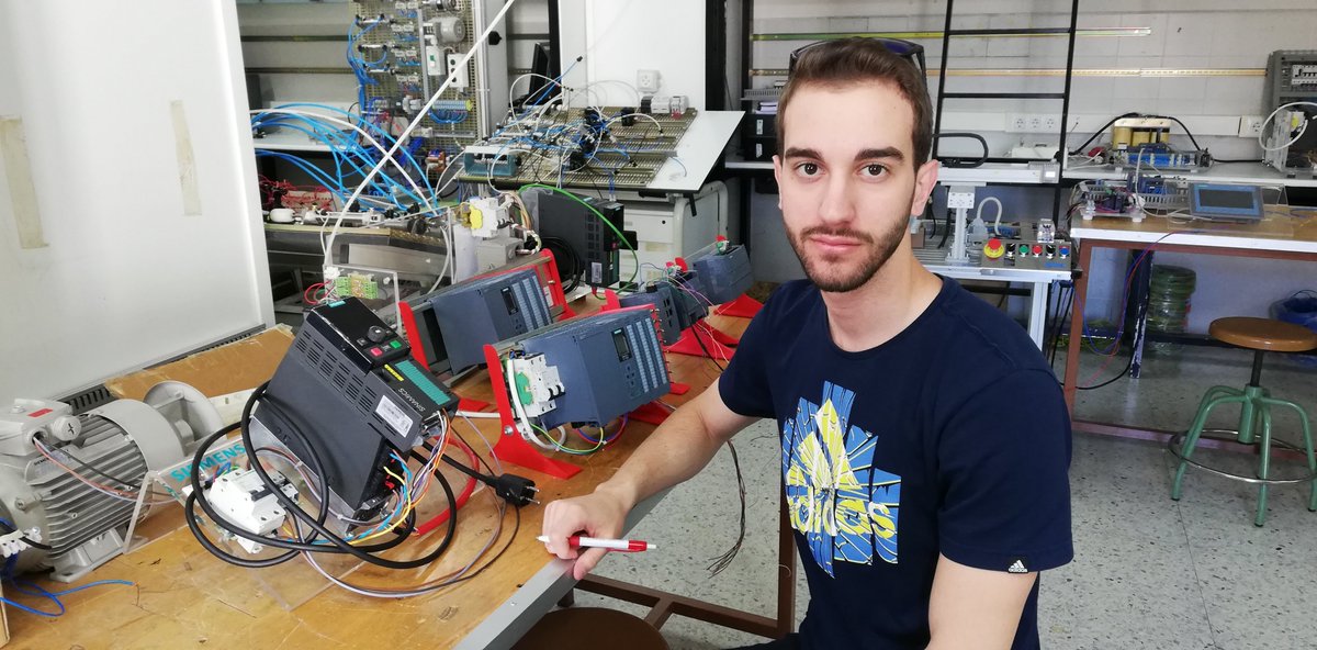 fpbejar's tweet photo. No han pasado 10 días desde que finalizó el curso para ellos y otros tres de los alumnos de nuestro ciclo de Automatización y Robótica Industrial del @fpbejar ya han sido contratados. Y ya van cinco...
https://t.co/ti23MY7FR3
#FP #Automatización #Robótica https://t.co/pcx27y5g68