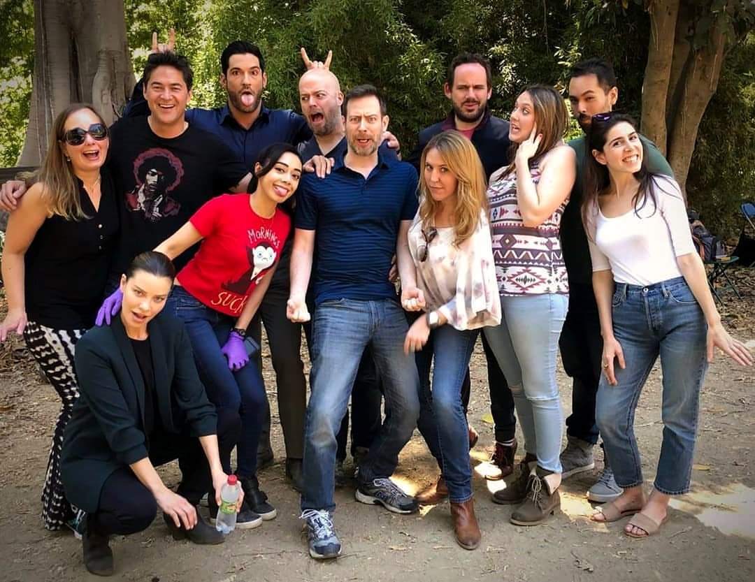 MissHellfire666's tweet photo. With all love and respect, dear @Netflix, we're really grateful for 2 more seasons of #Lucifer, but we've put our heart &amp; soul in this show. So if there is any chance, we really really - desperately - would love to have #LuciferSeason6 https://t.co/tbGL086MiE