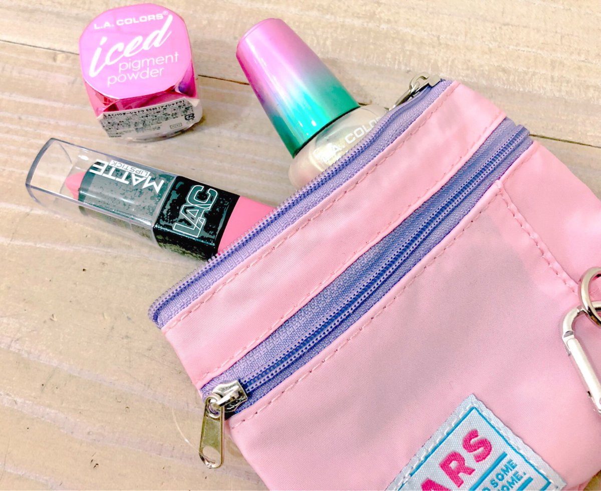 390cosme's tweet photo. 💄商品紹介💄
ポップなデザインが可愛いマルチポーチのご紹介です❤
リップやアイシャドウなどを入れるのにピッタリ◎
普段使いにはもちろん、旅行やちょっとしたお出かけにも🙌

もちろん全品390円＋税

毎日がバーゲン価格です💗

#欲しいと思ったらRT
#39コスメ
#プチプラコスメ
#サンキューマート https://t.co/2Wt1SRjRxO