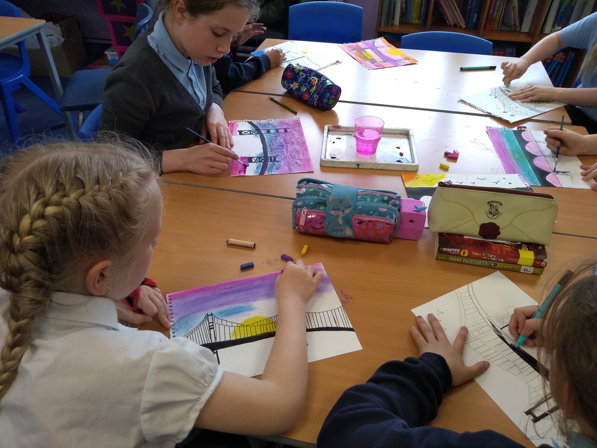 MissPark89's tweet photo. Recently we started our new topic- Bridges. We have been learning about different types of bridges and created some lovely art work using watercolours and pastels! 🌉🎨🖌️ @greenriggps @1984Kathy https://t.co/V6XqF96aCv