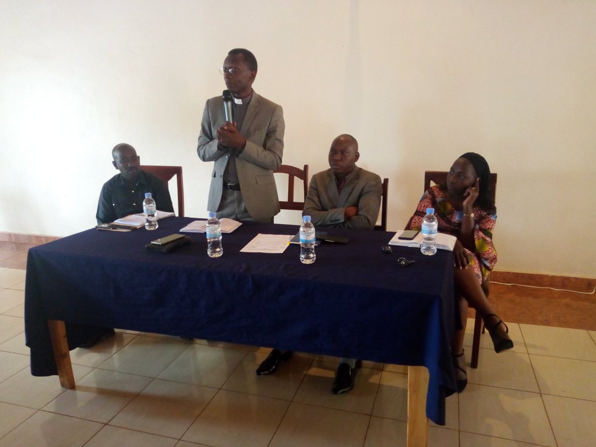 GatsiboDistrict's tweet photo. @GatsiboDistrict Abafatanyabikorwa bari mu nama yo gusuzumira hamwe iterambere ry'Akarere. #RwandaEast #RwandaLocalGov #GovernanceRw #Mayor_Gatsibo #KAYITAREJean #Imvaho_Nshya https://t.co/z8Dh3ezujW