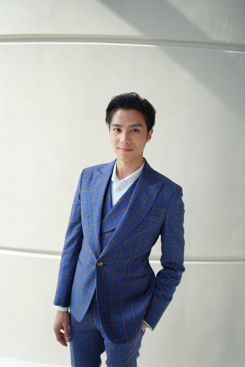 เก็บรูปมาฝากทุกคนแบบเร็วๆ ฝน-เบลล์-แบงค์ ที่งานแถลงข่าว WeTV จ้า😊

#NadaoArtist
#kemisarabelle
#BankThiti
#sananthachat
#WeTVth #สวัสดีWeTVth