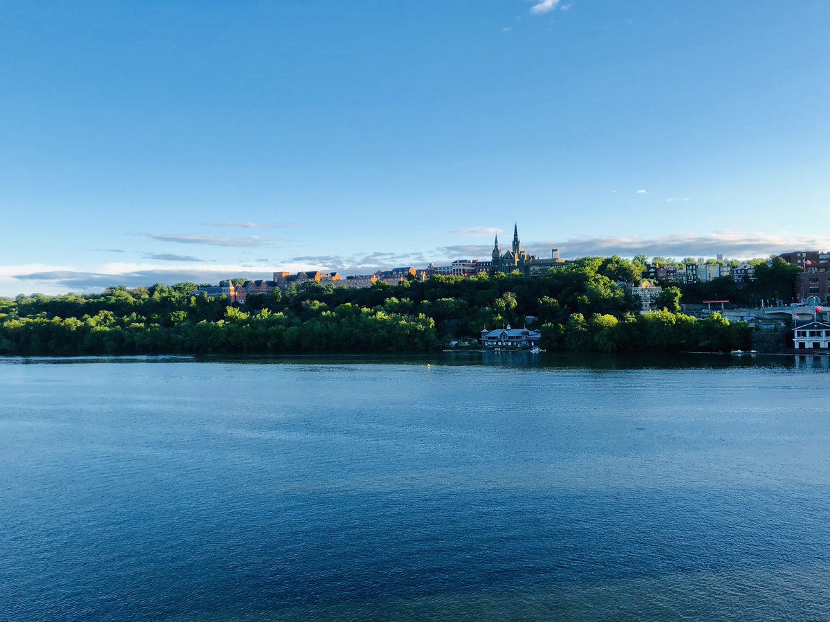 josh_good_'s tweet image. this view from the bicycle
crossing the key bridge
(facing georgetown)
never gets old