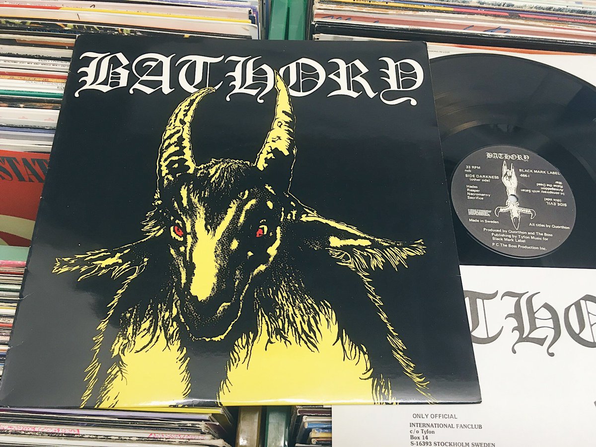 Nu finns den sällsynta vinylen Bathory från 1984 i absolut toppskick ute till auktion.🎵💛 Till auktionen: http://bit.ly/2XRk0YA