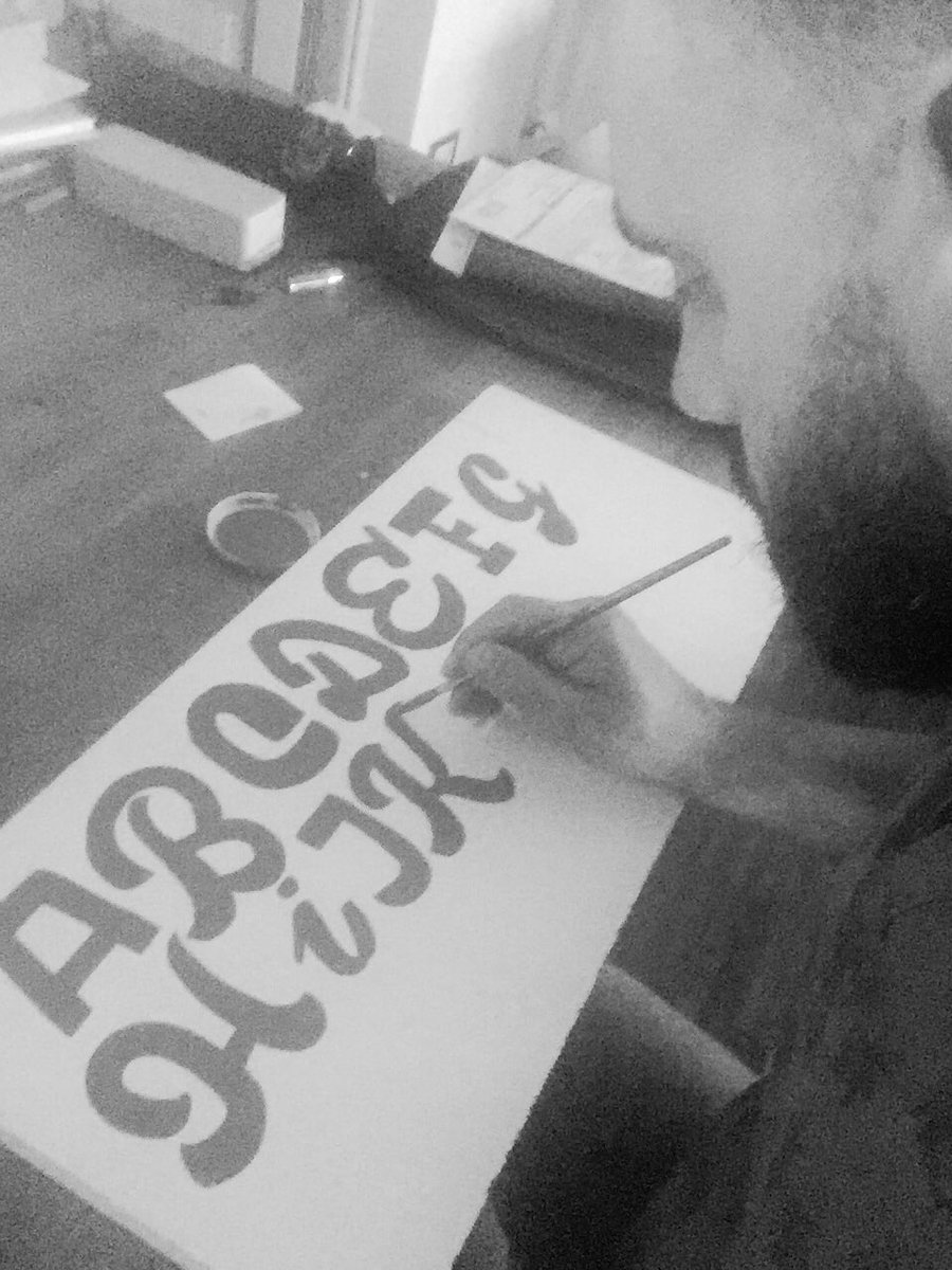 🔶Unfortnately I had a little accident and I won’t be able to write or draw for a while (wrist is broken)
If you want to support me somehow, please activate our fonts on #adobe    

Here👉🏽 fonts.adobe.com/foundries/resi…
#type #design #ThankYou 🔶