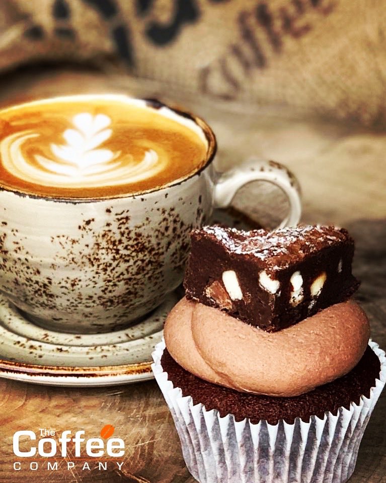 Stuck for a Fathers Day gift? You can’t go far wrong with a latte &amp; delicious cupcake.😀 Our cupcake is courtesy of <a href="/BigBakesBakery/">Big Bakes Bakery</a> who are selling their Fathers Day collection in their shop tomorrow morning, 1st come 1st served! ❤️☕️❤️🧁#fathersday #gifts #familybusiness #devon