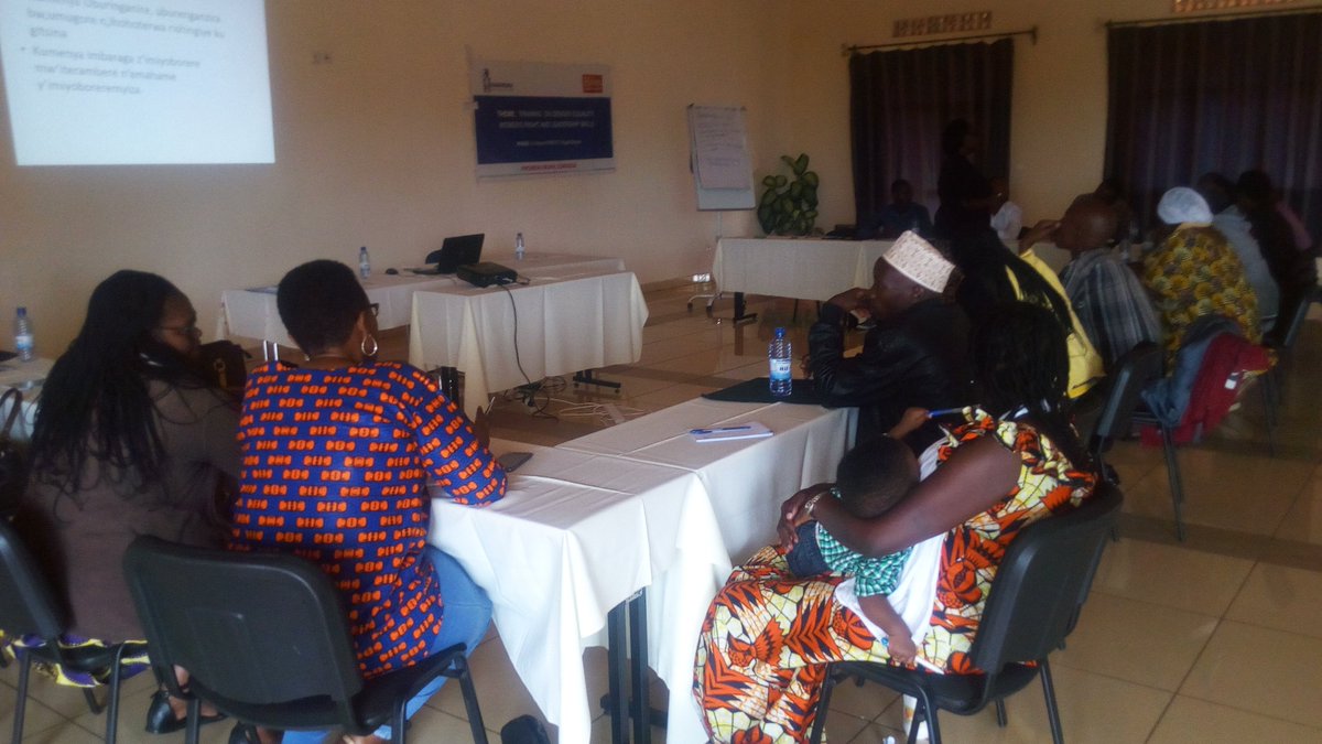 haguruka_ngo's tweet photo. #Training for farm managers.
Equality at workplace is achieved when people are able to access and enjoy the same rewards, resources and opportunities regardless of gender.Employers have to ensure that all employees are treated equally.@hivosroea @RwandaGender @RwandAgriExport https://t.co/mIjwaSc8y9