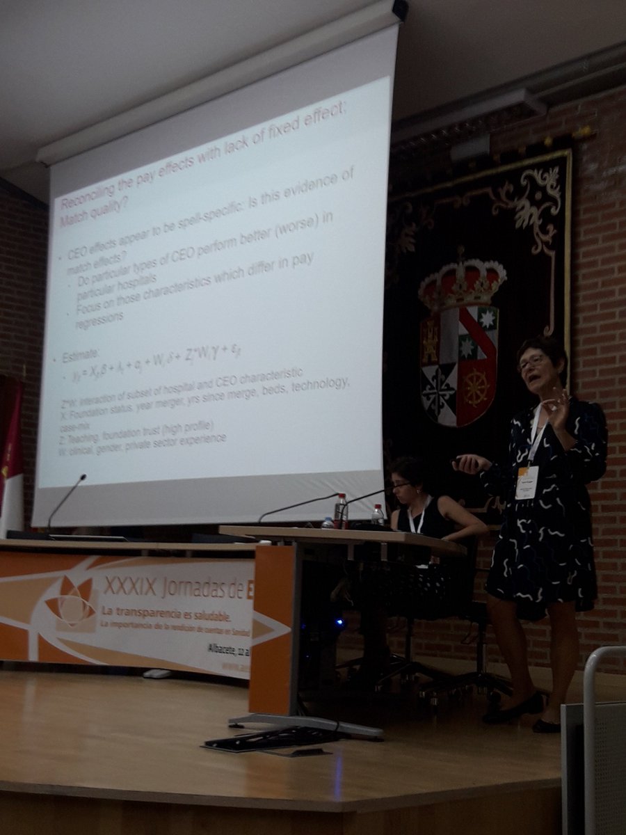evaluAES's tweet photo. Plenary (and... final) session #JornadasAES @AesSecretaria "The impact of CEOs on hospital production: evidence from the English @NHSEngland" #CarolPropper @imperialcollege with @juditvall chair. Direct, plain and excellent presentation. 👌🏻 https://t.co/BgalkseeIT