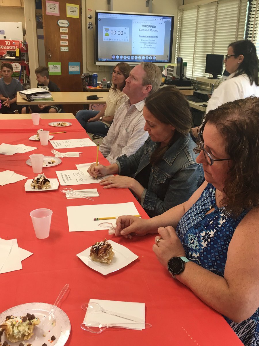 2lorie's tweet photo. Chopped @ LBEACHMS @ilyssa18 #futuremasterchefs https://t.co/RHL900dt2i