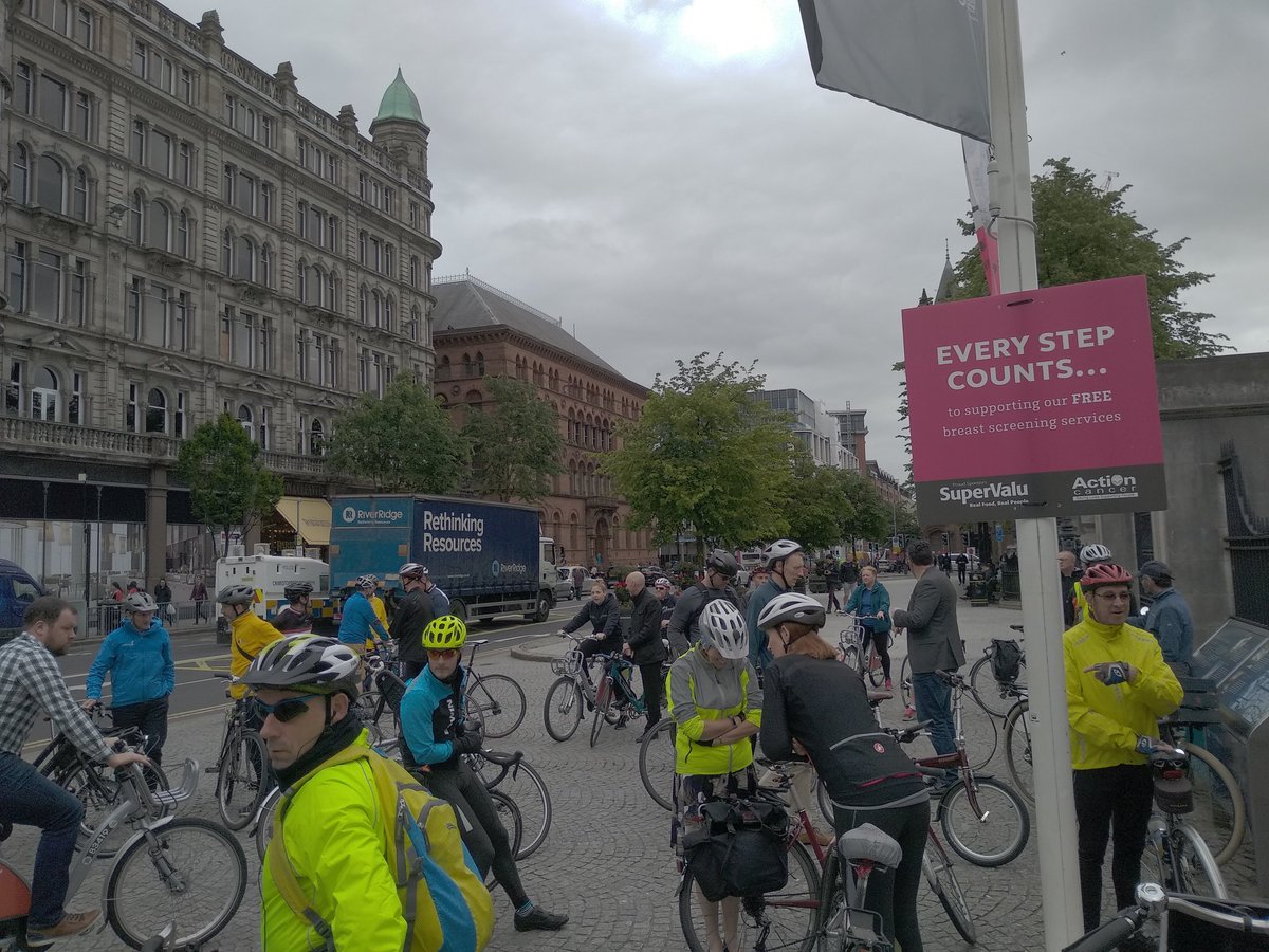 Briansmyth99's tweet image. All ready for the lunchtime cycle from City Hall as part of #ROB7.