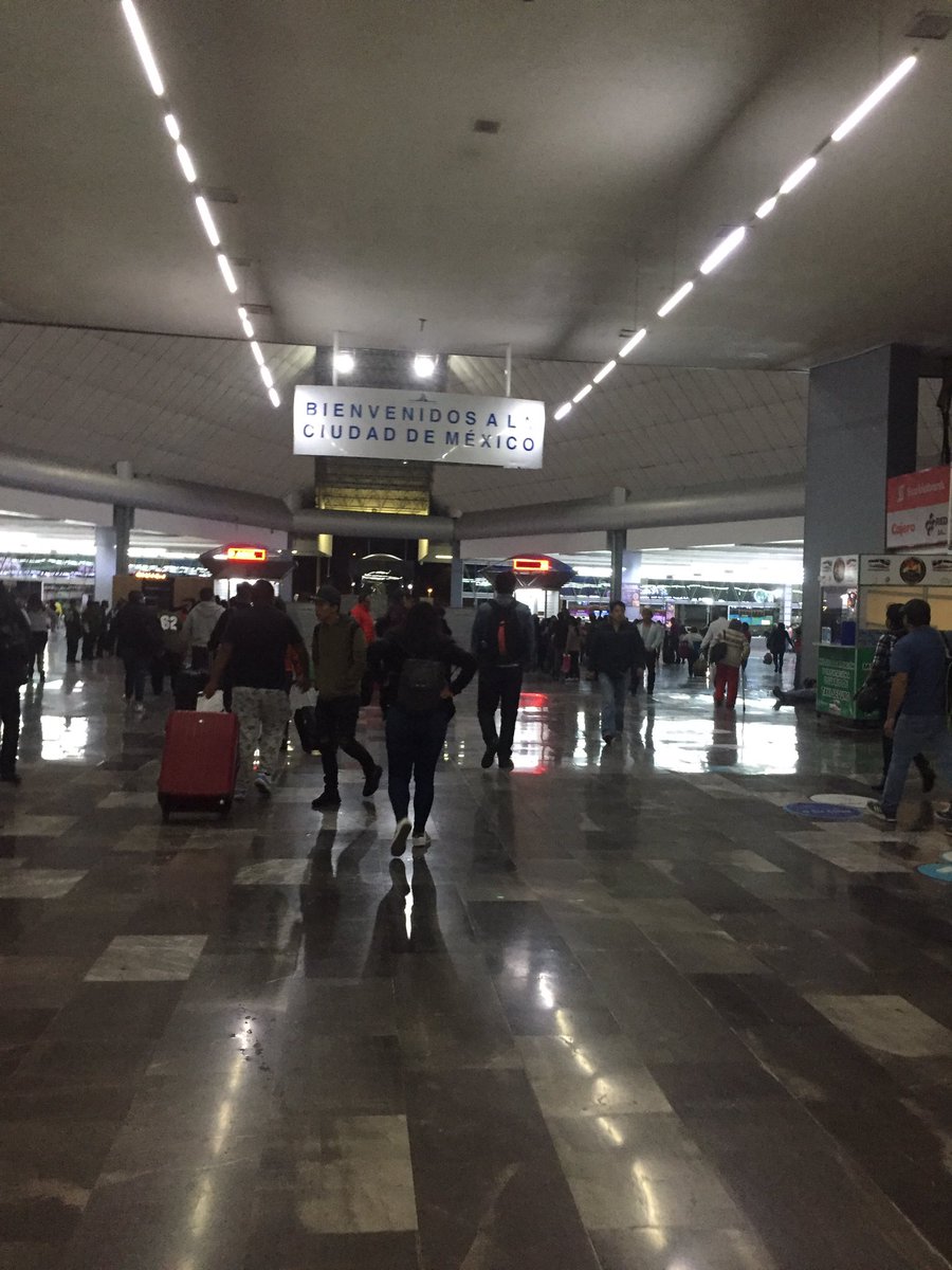 DibhaniH's tweet photo. Me caga la CDMX, todo el tiempo es una constante paranoia de que no te asalten, me miran y ya me ando preparando para los putazos alv. https://t.co/gLm4okyZcK