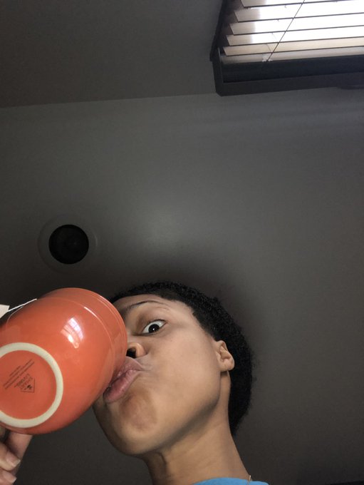 what my phone sees when I read ALL 238 comments 🤪 https://t.co/r2OKzhlrcU<a href="/tag/unholsteredboobs"class="tags"><span>#unholsteredboobs</span></a><a href="/tag/nomorebras"class="tags"><span>#nomorebras</span></a>