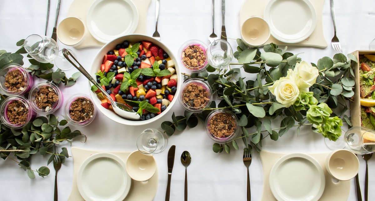 Looking for a way to be the office favorite? We have lunch options sure to please everyone, even Karen from accounting who doesn't eat gluten, soy or dairy. ๐บ See you website for more info โก๏ธ https://t.co/08yY6s3yVF https://t.co/B0ZYu85BXQ
