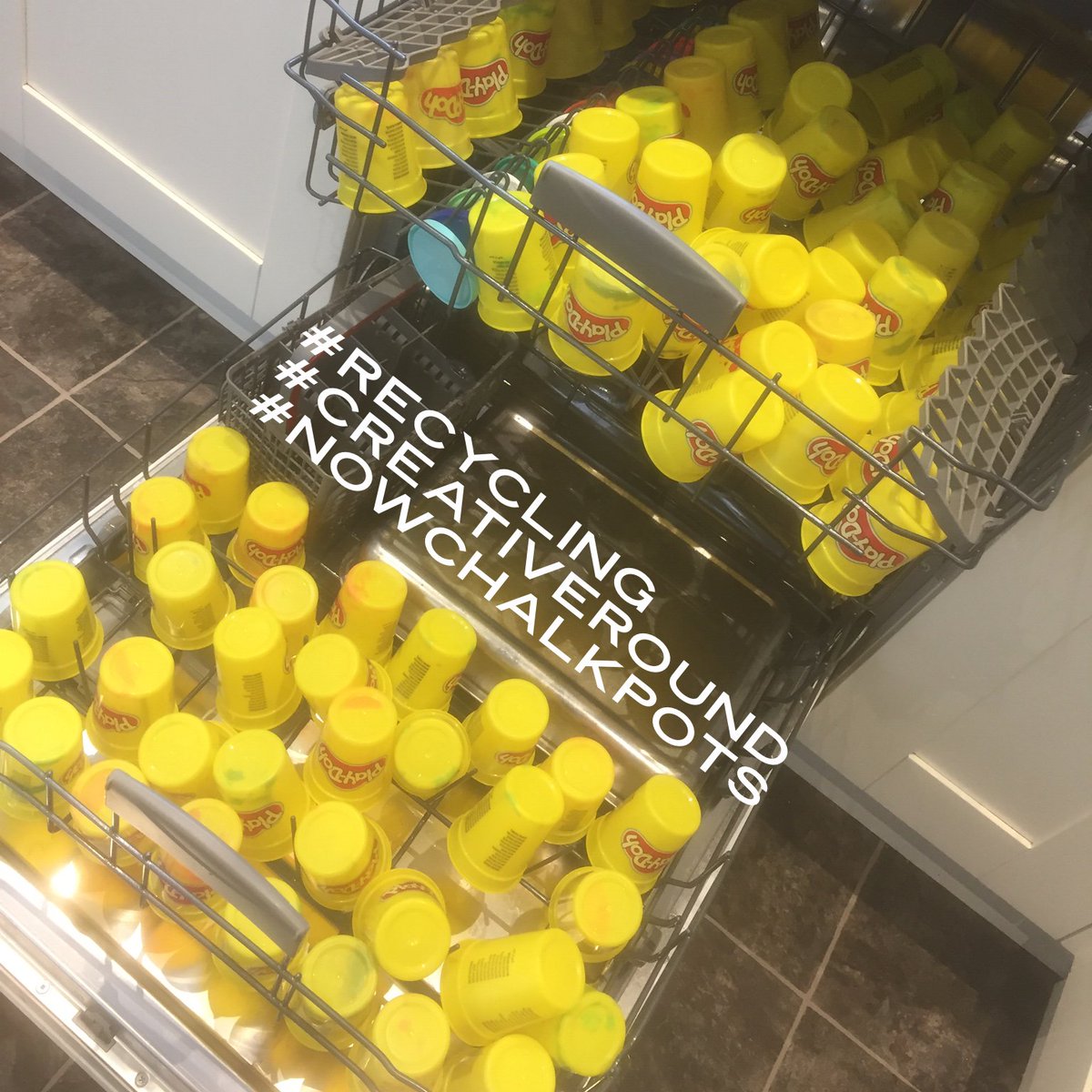 QuizzicalQuiz's tweet photo. Doing our bit for the planet 🌍 #Recycling #CreativeRound #NowChalkPots https://t.co/6Q2vlJw1YM