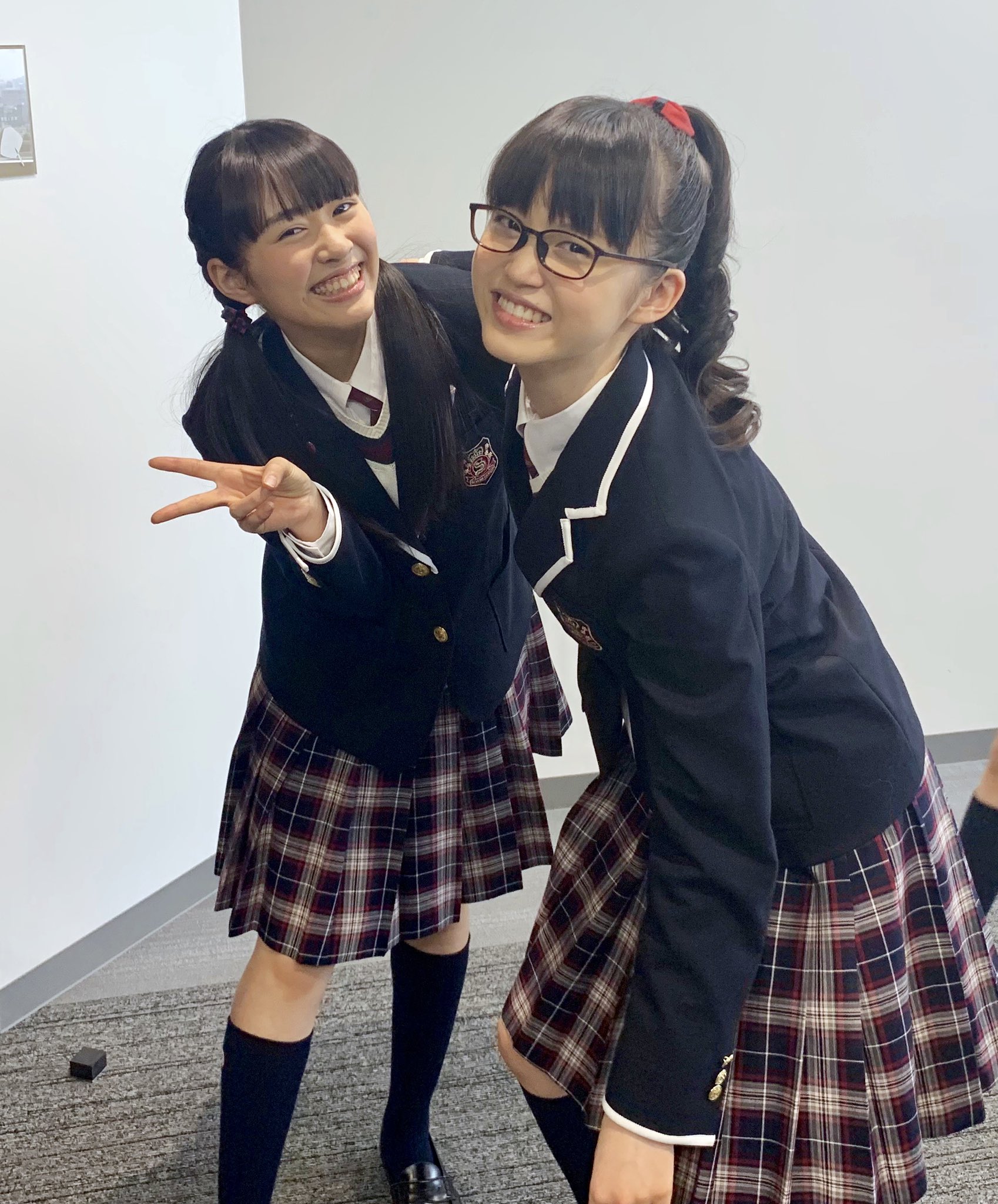 人気デザイナー さくら学院 職員室  X: على アイドル