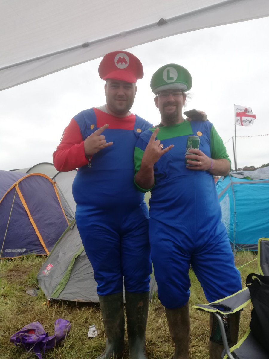 Hippy_Pickle's tweet photo. Mario Bros @DownloadFest #DL2019 #redcamp https://t.co/SxZD6R9bce
