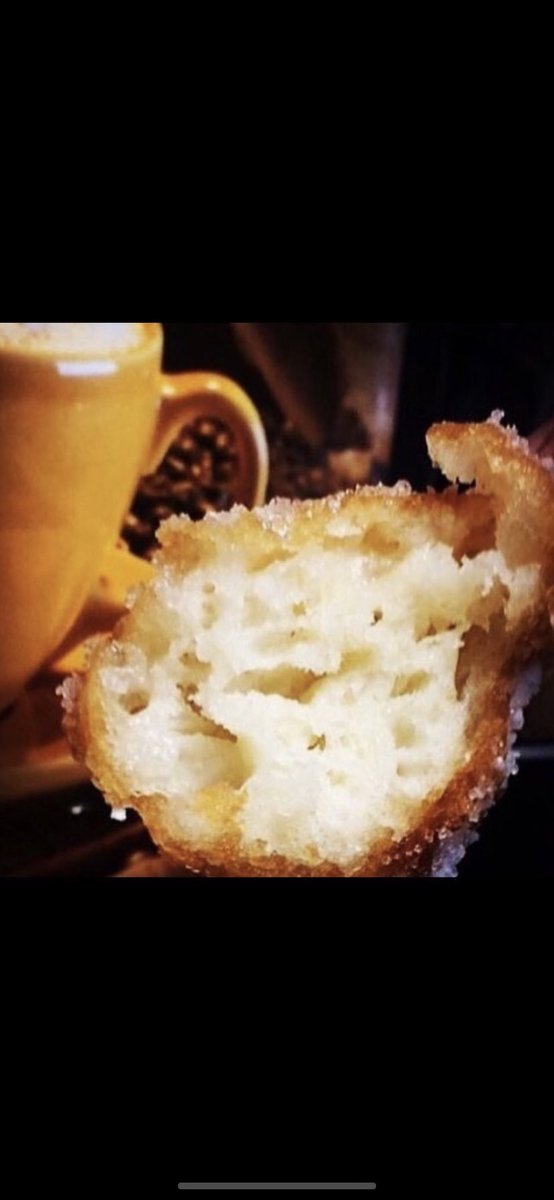 Valduccis's tweet photo. Make your event special  🎉Zeppole 🎉 call us 212-470-2277 https://t.co/Hbt4G5mbsr