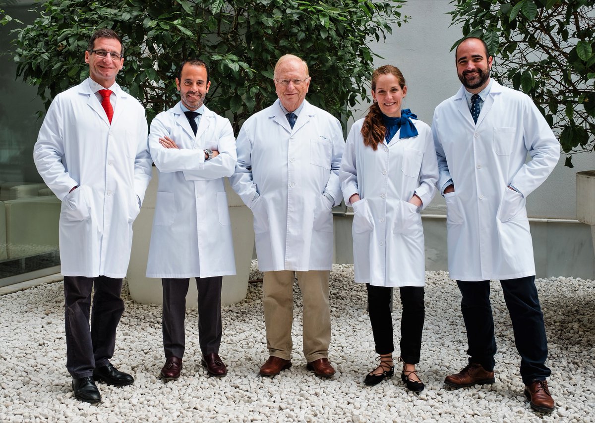 TSNESevilla's tweet photo. El Servicio de #Neurocirugía del Hospital @Vithas #NisaSevilla mejora con la incorporación de nuevos neurocirujanos
El grupo de Especialidades Neuroquirúrgicas, @Gen_Sevilla , comenzará a prestar sus servicios, tanto a nivel de consultas como en actividad quirúrgica. https://t.co/TNQKKRseqT