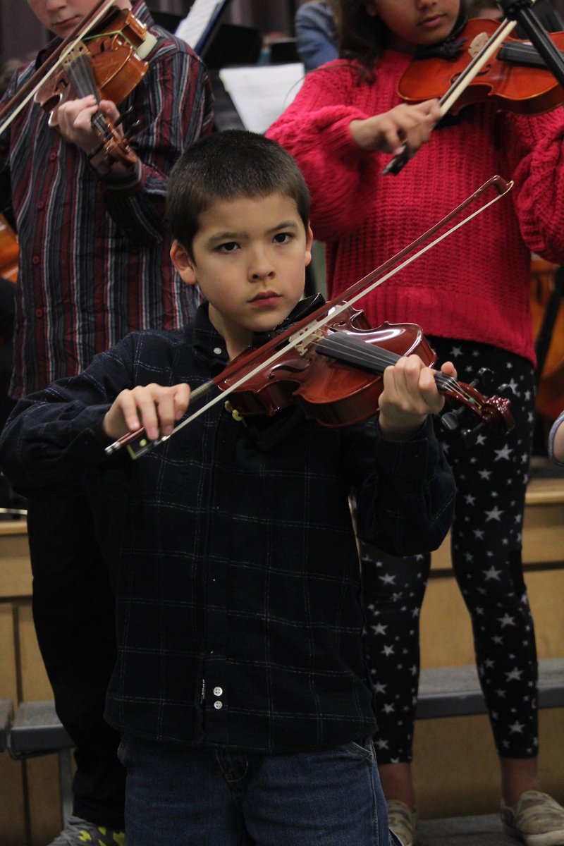 ReprtrPatHealey's tweet photo. Last night I covered the #LakesLocks string program final concert of the year @ALJ_official . Here are some of the pics I snapped @adellemeagher @HRCE_NS @HRA_MusicEast @newsbag @SteveStreatch @SteveCraig4HRM #FallRiverNS #BeaverBank #Sackville https://t.co/bGVhMkXX7M