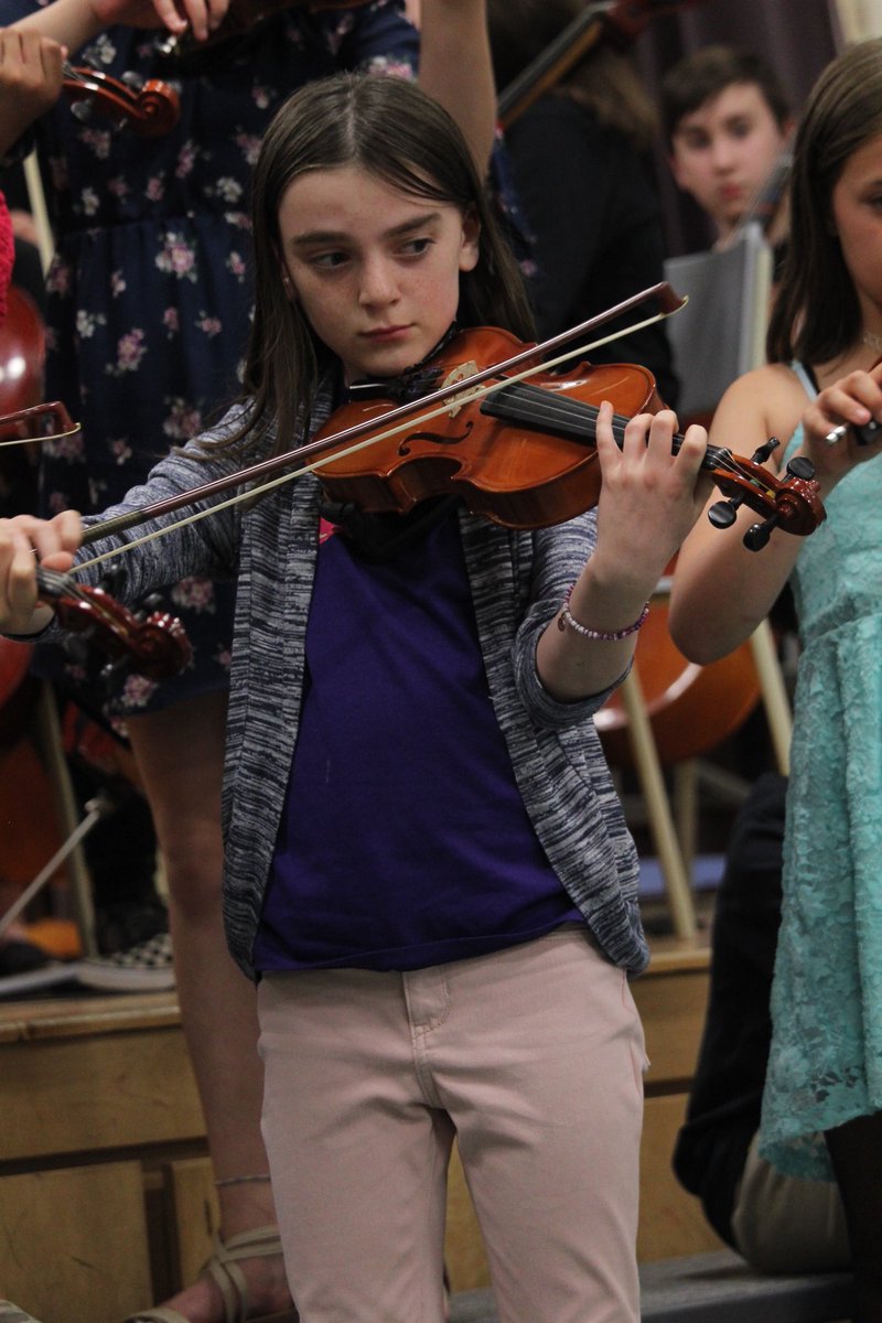ReprtrPatHealey's tweet photo. Last night I covered the #LakesLocks string program final concert of the year @ALJ_official . Here are some of the pics I snapped @adellemeagher @HRCE_NS @HRA_MusicEast @newsbag @SteveStreatch @SteveCraig4HRM #FallRiverNS #BeaverBank #Sackville https://t.co/bGVhMkXX7M