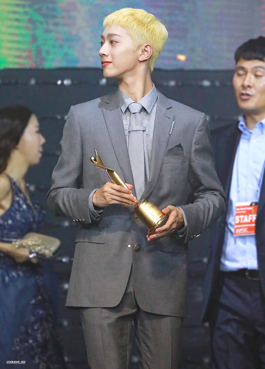 starlight_923's tweet photo. 190609
.
 #LAIKUANLIN  #라이관린 #赖冠霖  @LAI_KUANLIN_twt https://t.co/g937z6VEmf