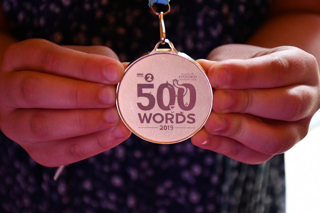 8 500 словами. 500 Words.