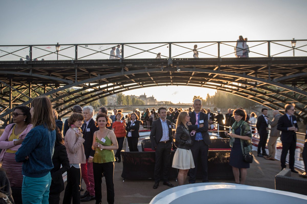 Groupe_GMC's tweet photo. Un grand #merci à nos clients et partenaires d’être venus si nombreux hier soir pour célébrer nos 20 ans.
Une soirée #magique où même le soleil était au rendez-vous pour nous permettre de découvrir ou redécouvrir #Paris depuis la #Seine. À bientôt pour de nouvelles aventures ! https://t.co/6XF8Ju1i6W