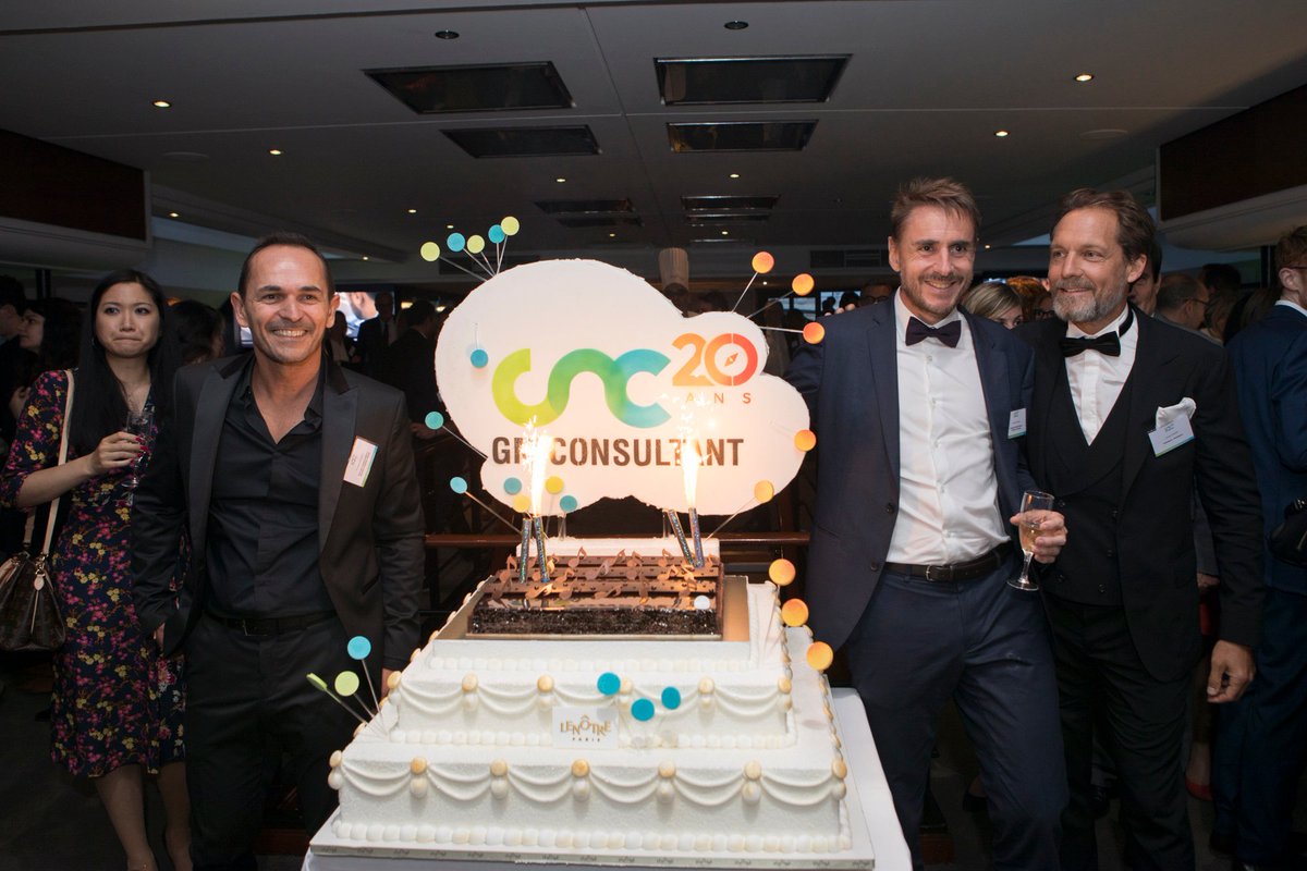 Groupe_GMC's tweet photo. Un grand #merci à nos clients et partenaires d’être venus si nombreux hier soir pour célébrer nos 20 ans.
Une soirée #magique où même le soleil était au rendez-vous pour nous permettre de découvrir ou redécouvrir #Paris depuis la #Seine. À bientôt pour de nouvelles aventures ! https://t.co/6XF8Ju1i6W