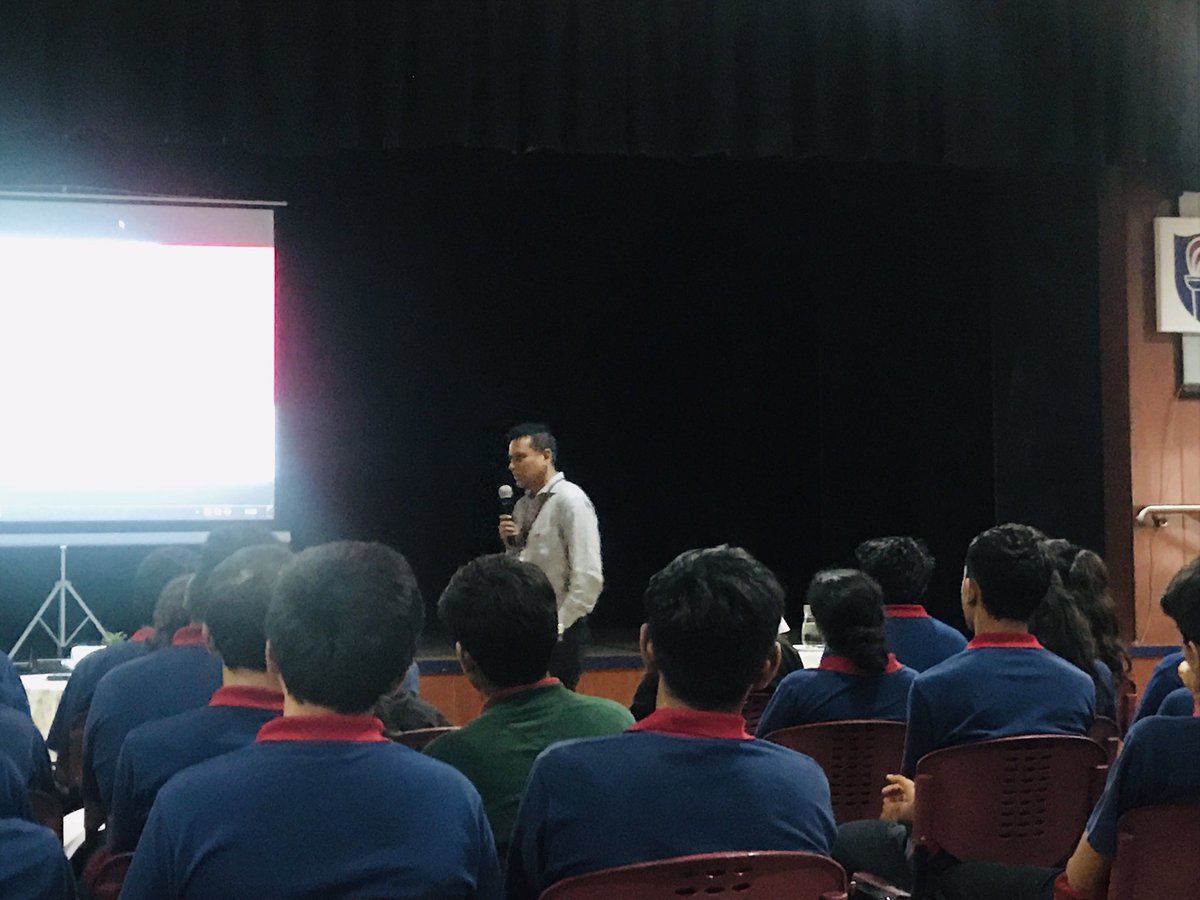 RituBali3's tweet photo. A very Interesting session on crowd funding...certainly fuel for these young minds!! https://t.co/TMEO8NHqoK