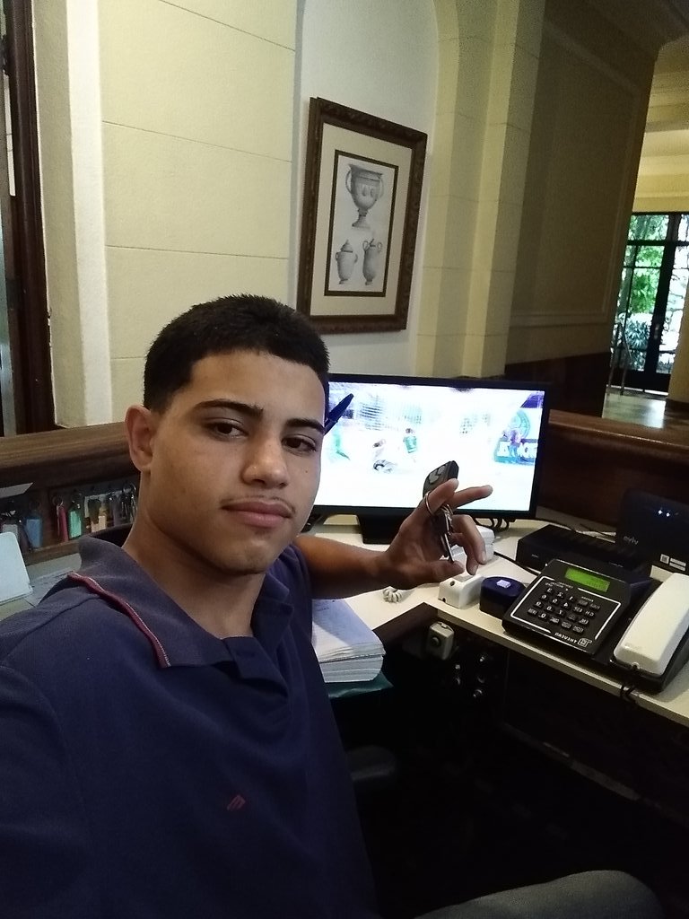 Porteiro gato que se fala né 🤭