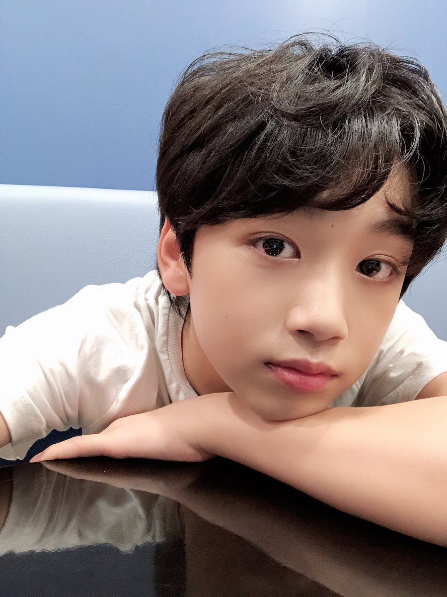 BoyStoryArchive's tweet photo. 190614 BOY STORY IG/WEIBO

"#boystory #mingrui
Self-timer of today
I will practice self-timer in the future 
Do the bosses like it?" https://t.co/UYN6C6ykXs