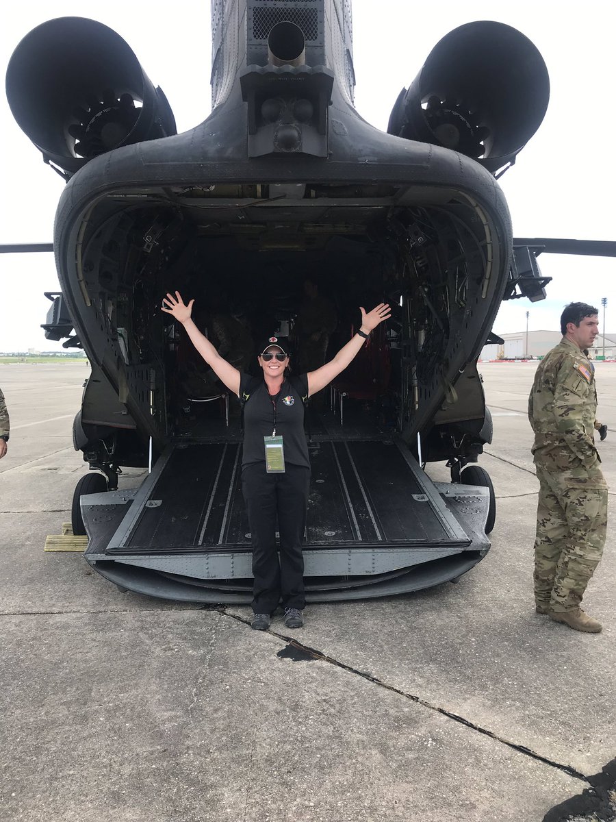 StacyMo12's tweet photo. #capex2019 Had a blast! Big thanks to #USASOC for the opportunity to see what our countryโs best go through to keep us safe! โค๏ธ https://t.co/WGTjqadGap