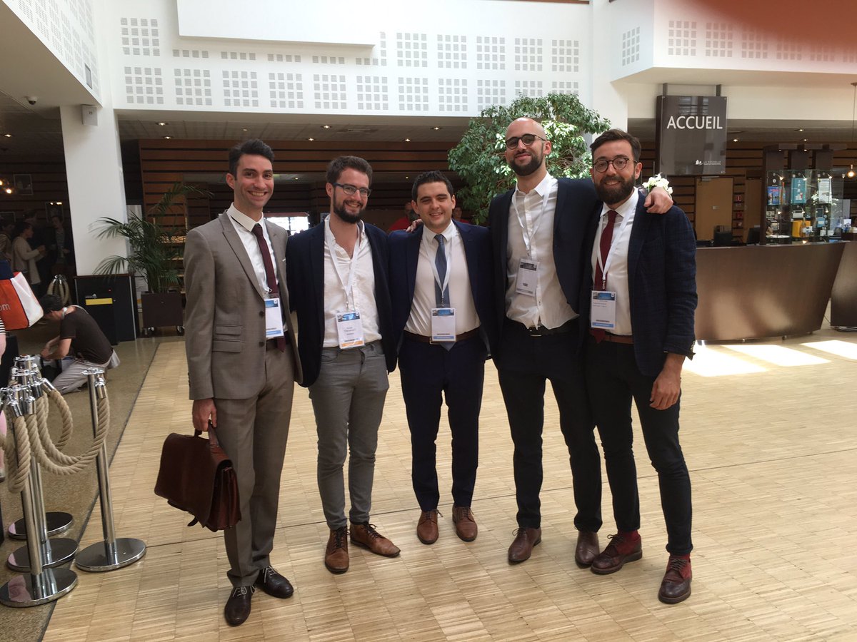 BPeyronnet's tweet photo. Felicitations aux 10 internes et CCA du @CHURennes venus présenter leurs travaux à la #sifud19 #proudofmycrew https://t.co/1dbkOk6Vn4