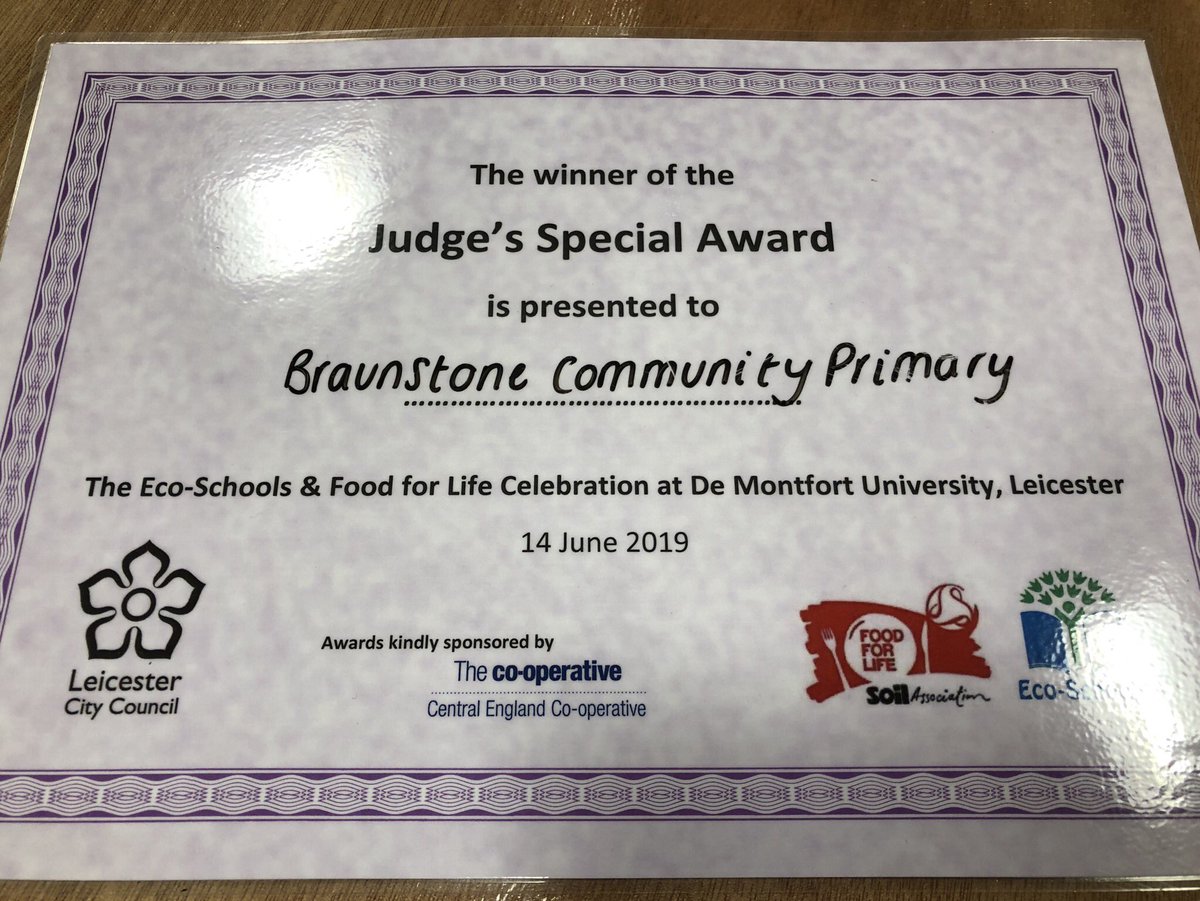 And the winner of the JUDGES SPECIAL AWARD goes to ... BRAUNSTONE COMMUNITY PRIMARY SCHOOL!! £50 voucher for the school! 😀<a href="/SAfoodforlife/">Food for Life</a> <a href="/EcoSchools/">Eco-Schools England</a> <a href="/Leicester_News/">Leicester City Council</a> #EcoFFLCelebration <a href="/dmuleicester/">dmuleicester</a>
