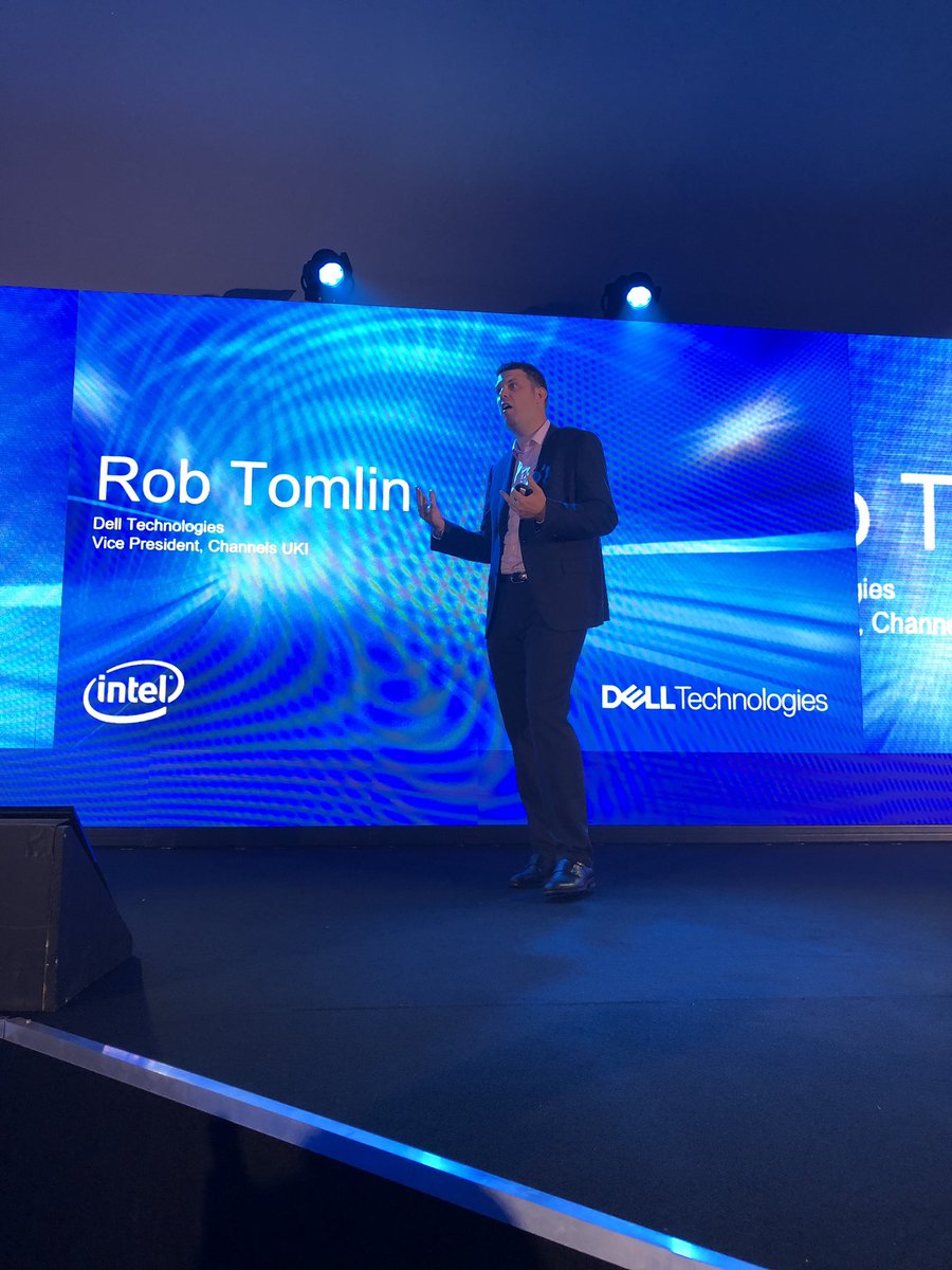 Rob Tomlin VP Dell Technologies should be on holiday but would rather #PT19