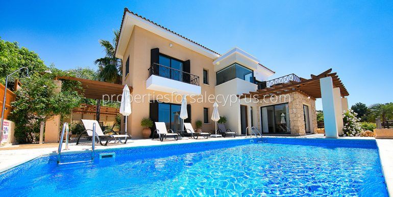 propertysalescy's tweet photo. FOR SALE: €435,000 This is a ‘stand-out’ villa in Tala &amp; we urge you to view quickly! This well presented, spacious 3 bed villa, is ideal as a family home. More info on website https://t.co/51vCDQREip or call +357 99 135305 &amp; quote prop I.D.3093
#property #forsale #Tala #Paphos https://t.co/Lc2NiSxmzk