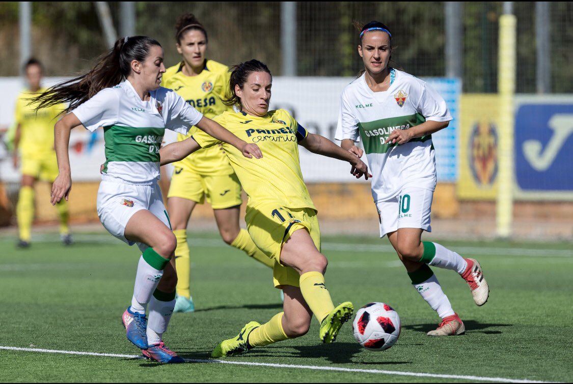 CVFFemenino's tweet photo. ¡Más renovaciones! Naiara Ves y Jessica Collado vestirán de amarillo una temporada más. 

¡Para Naiara será su 2a temporada y para Jessi nada más y nada menos que su temporada número 14 😱!

A por el debut en Primera B 💪🏻 https://t.co/hEgZlwtCM8