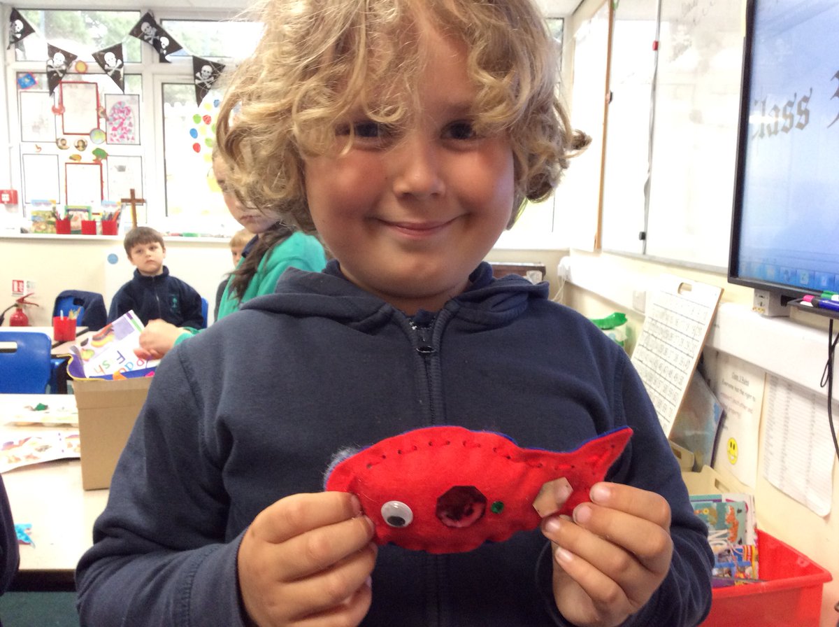 Trinity_Croft's tweet photo. Sewing lesson. Class 3 Exhibition’s coming up soon! The children are getting excited! https://t.co/MypqLw83o7