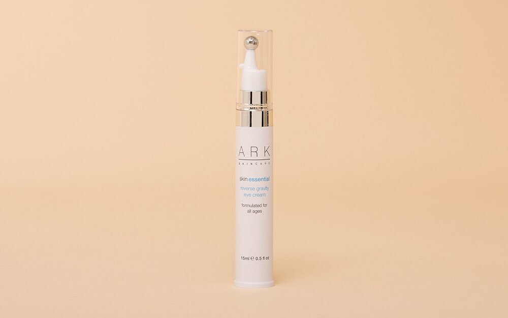 ArkSkincare's tweet photo. “It’s simply the best Eye Cream I’ve ever used” whatkathydidnext personal blogger #theeyeshaveit #eye #treatment #reversegravity #wideawake https://t.co/j0ob0N061M https://t.co/OuNJdzBKgI