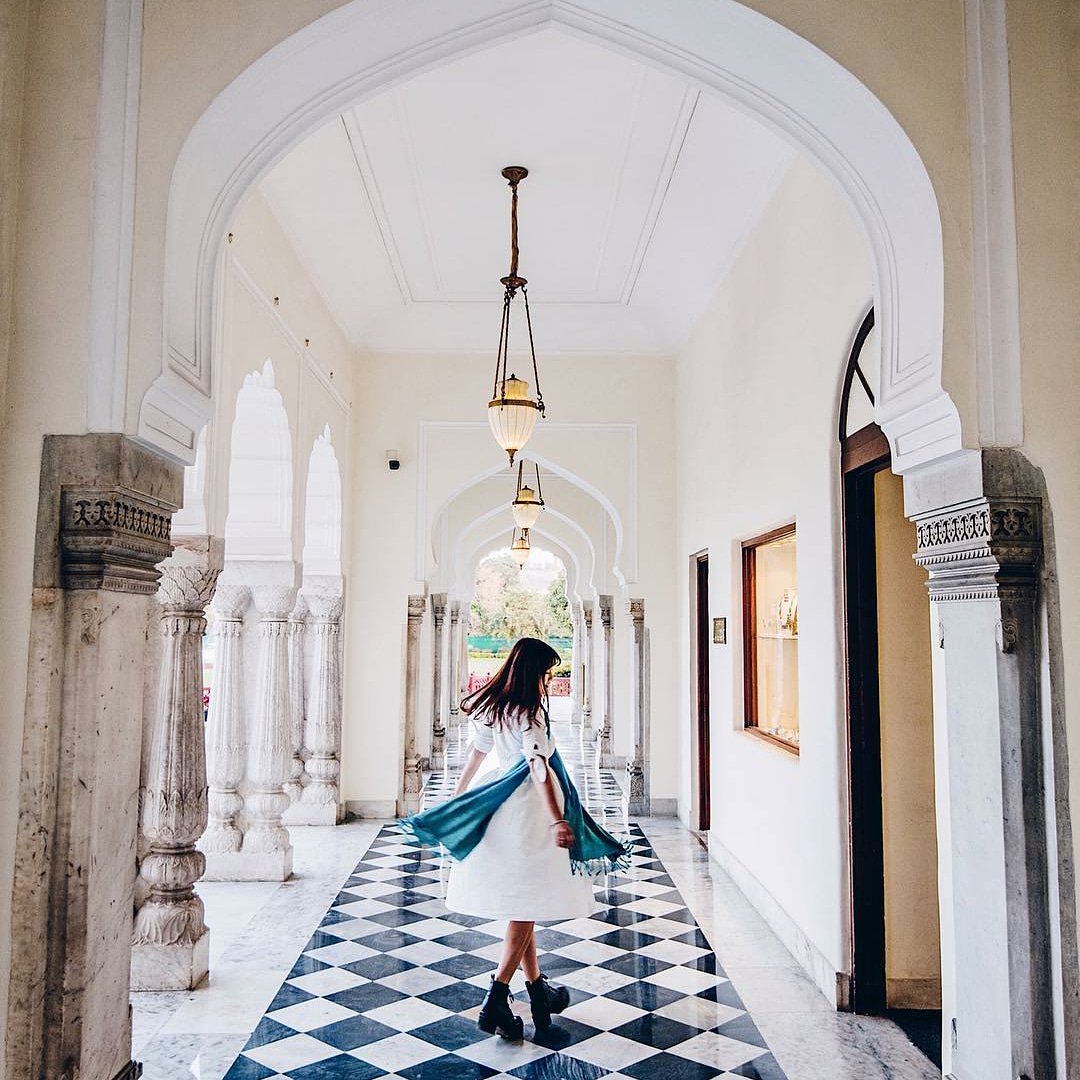 Rambaghpalace's tweet photo. #guestdiaries  by @anna795130
• • • • • •
One of the most beautiful palace in India

#luxury #heritage #happiness #fashion #landscapephotography #happy #travelphotography #palace #india #love #fun #mood #swag #white #feelings #smile #royalfeel #royalty #tranditional https://t.co/SOLj44EkTy