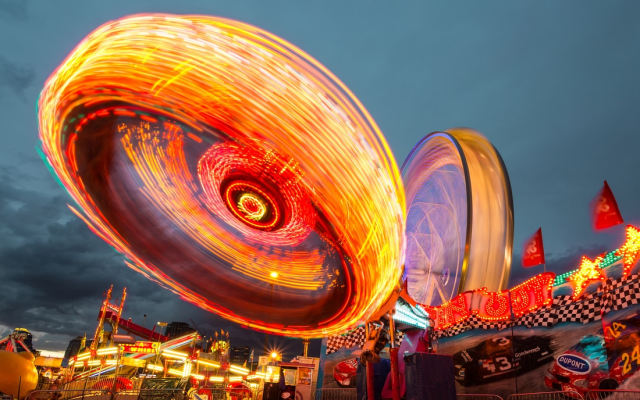 a_holmstrand's tweet photo. Are you on an impasse and you don't know what to choose between a #cloud-based or on-premises based #marketing automation #software? Find the right fit by reading this article: via @SmarterCX https://t.co/NF8JolofK9 https://t.co/odu49IxTxc