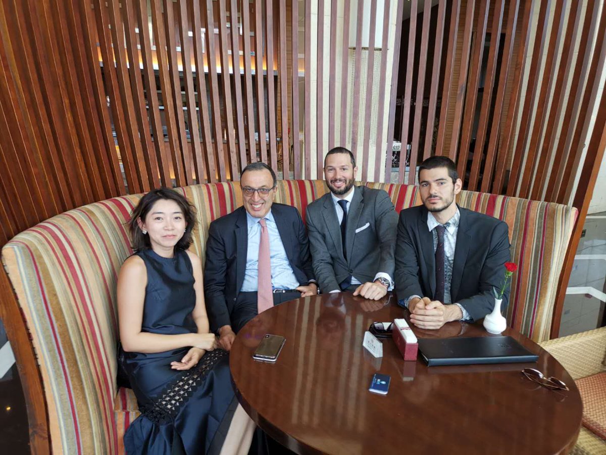 BlueshareToken's tweet photo. After Shanghai, Blueshare headed towards Beijing where Petar Stoyanov, the President of the Republic of Bulgaria (1997-2002), joined the #BSTRoadshow.
🏮 Follow us to experience the full #BSTRoadshow - Asia!

#BST #Blockchain #STO #Securities #Investing #Mining #VentureCapital https://t.co/FL4yxZUZf1