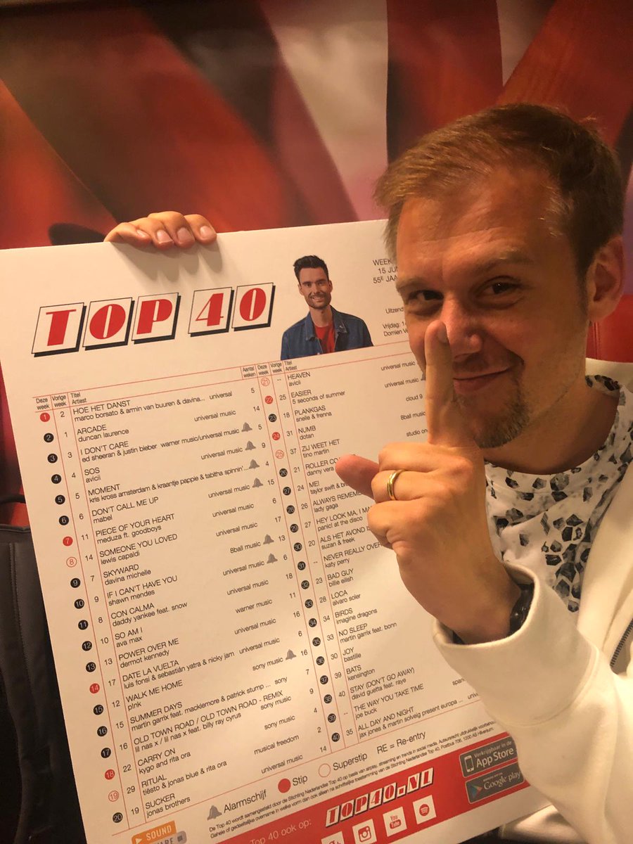 Armada's tweet photo. .@arminvanbuuren's first Dutch @nltop40
#1 ever!! Congrats!! โฅ #HoeHetDanst
@borsato
@DavinaMichelle_
@johnewbanknl https://t.co/sI7Ciglwq4
