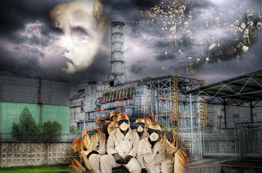 CCRadovic2012's tweet photo. LA CATÁSTROFE EN CURSO DE CHERNOBYL Hoy viernes 22:30 hrs en @mentiraslared por @LaRedTV junto a @fuentesilva #DoctorFileMV #DrFileMV https://t.co/LpBsXeE0c5 #BuenViernes #chernobyl #Chernobylfinal #ChernobylHBO https://t.co/SFnZ74uZWy
