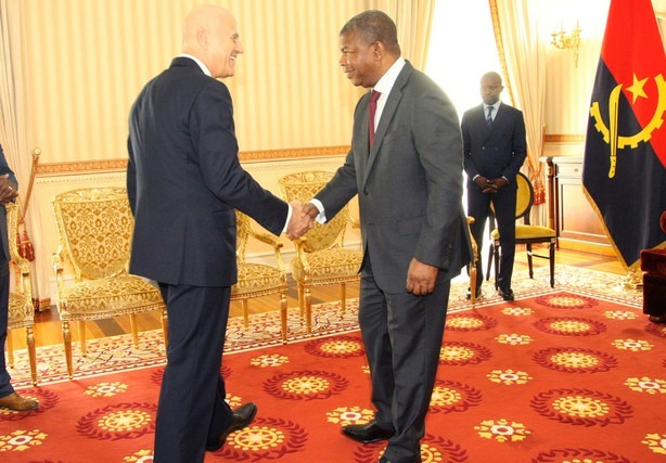 Ambassade Angola tweet media