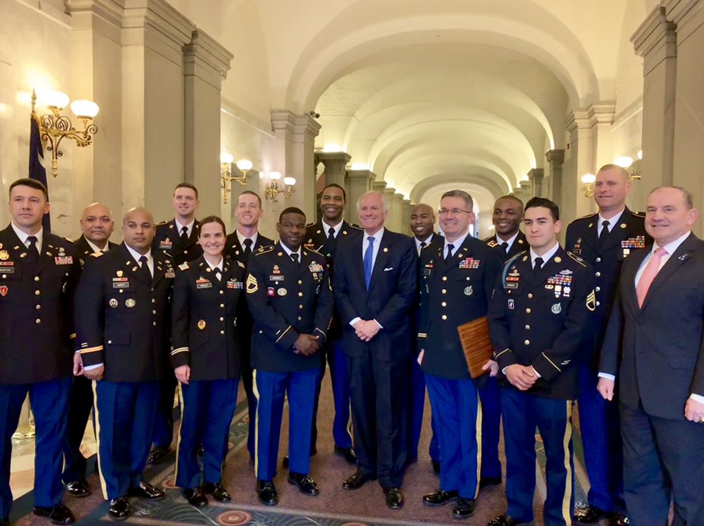 ColaRecruitBn's tweet photo. We look good for 244! We are disciplined, physically, mentally tough and trained to be warriors! Happy 244th birthday @USArmy! 🎂 #ArmyBDay #SCtweets #SCNews @henrymcmaster https://t.co/1wbBneZv9U