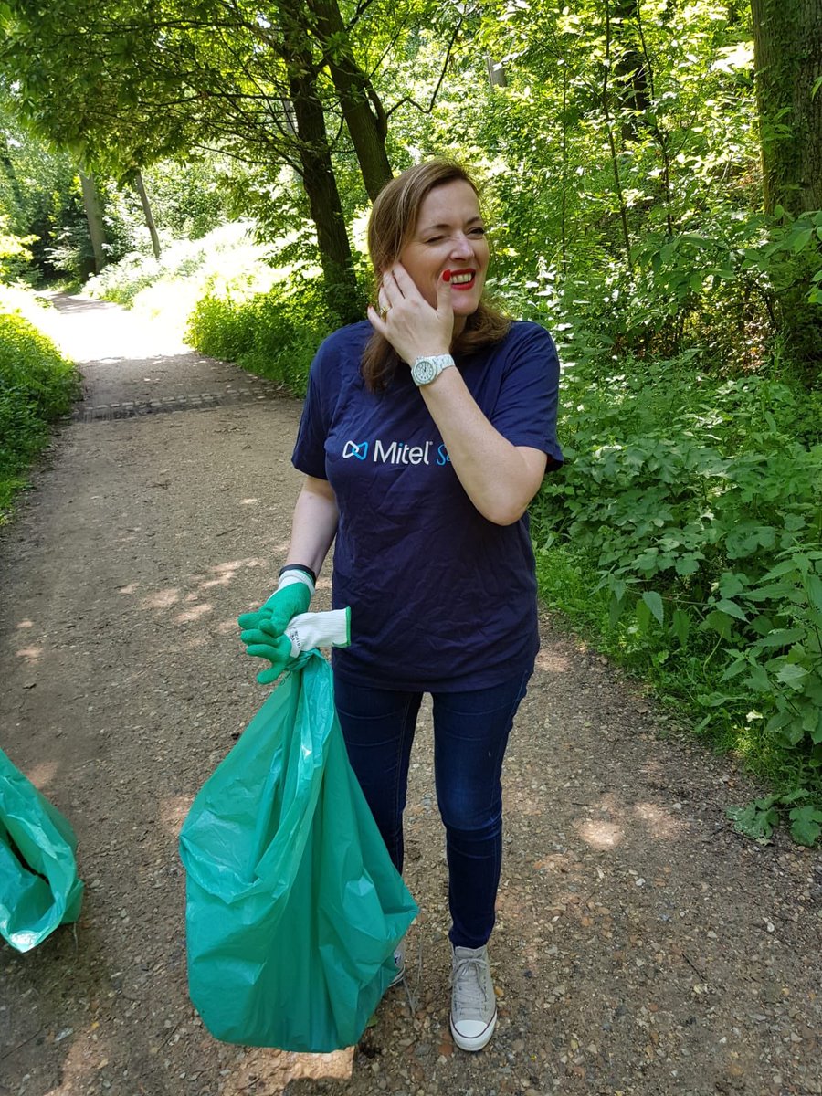 dafonsecamarie1's tweet photo. #MitelServes #MitelFrance #oneteam #etangdelaminiere https://t.co/6N8PJRPKeA
