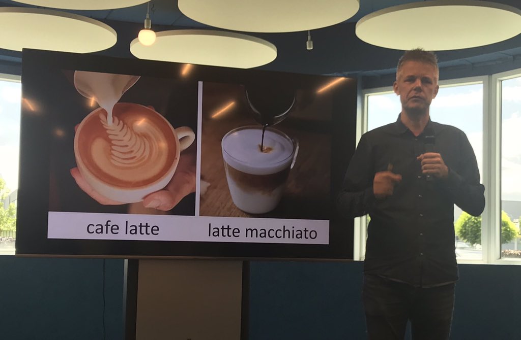 PascalMestdach's tweet photo. Thank you for explaining us the difference :-) #StartupScaleupScrewup https://t.co/LmmiKE3iEc