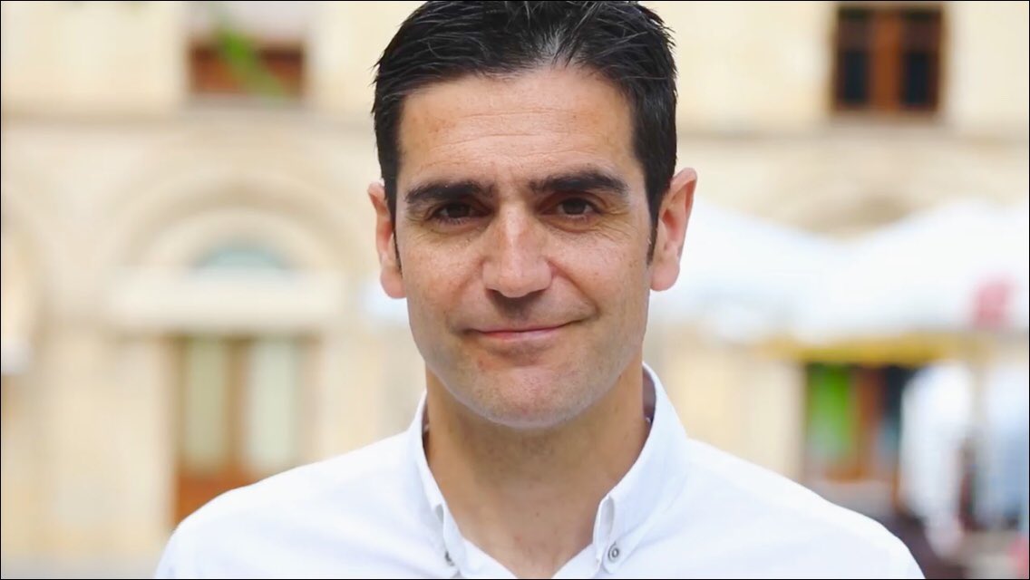 AlcalaTV1's tweet photo. El @ppalcalalareal anuncia que gobernará en coalición con @CsAlcalaReal convirtiendo a @marinoaguilera en alcalde de #AlcalálaReal 

https://t.co/Z9f7WZLgbg https://t.co/SF74WBRD4m